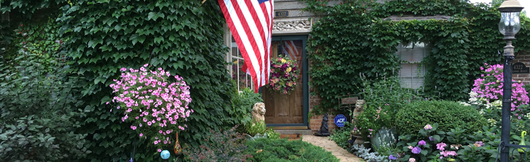 090716_Enhance_Your_Front_Door_with_Unique_and_Seasonal_Decor.jpg