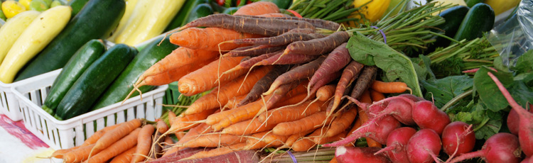 031414_Sweet_and_Tasty_Homegrown_Carrots.jpg